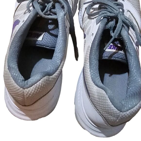 Women's NIKE Downshifter 6 Running Sneakers Shoes Size 8 - Picture 8 of 9